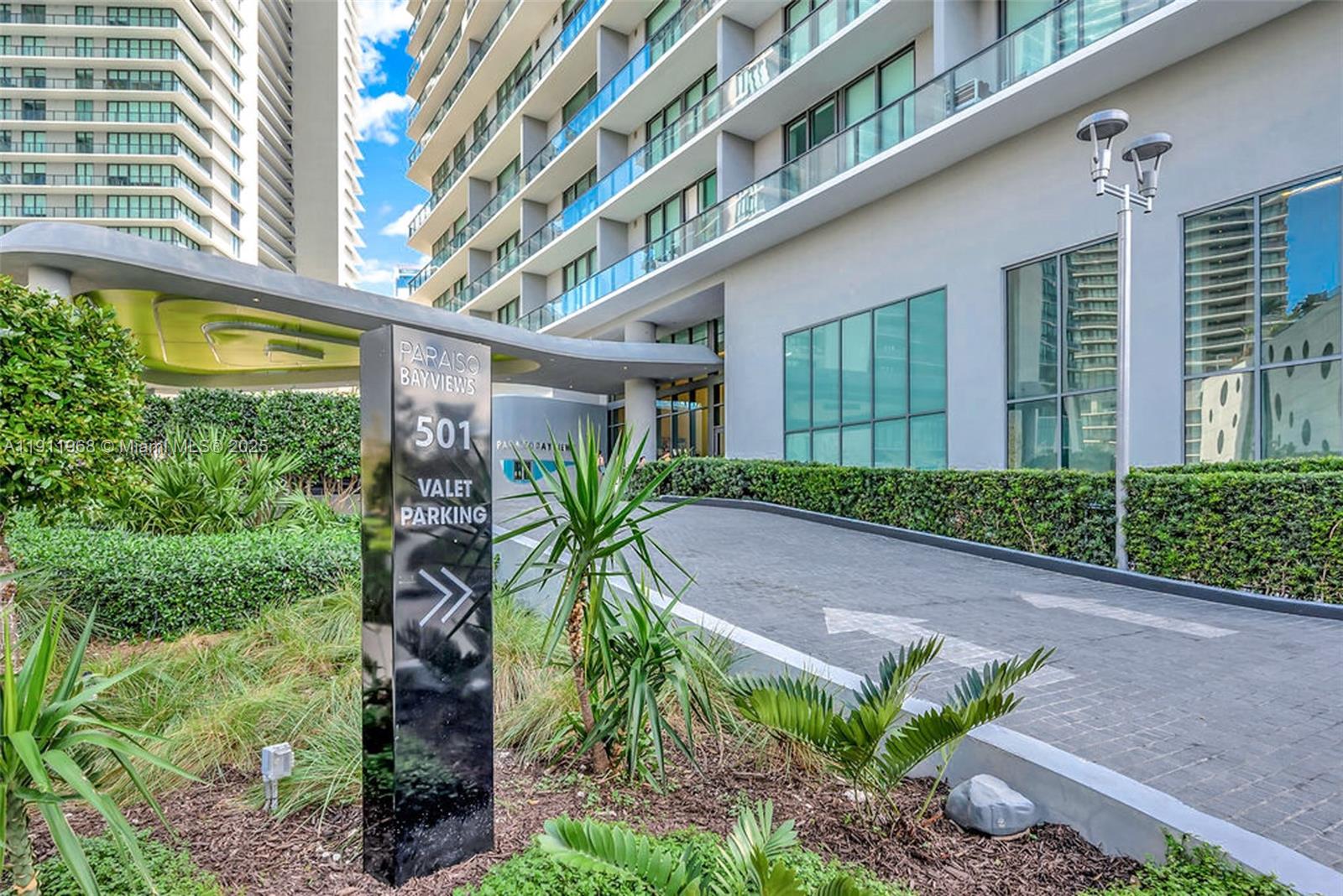 PARAISO BAYVIEWS CONDO - Residential Lease