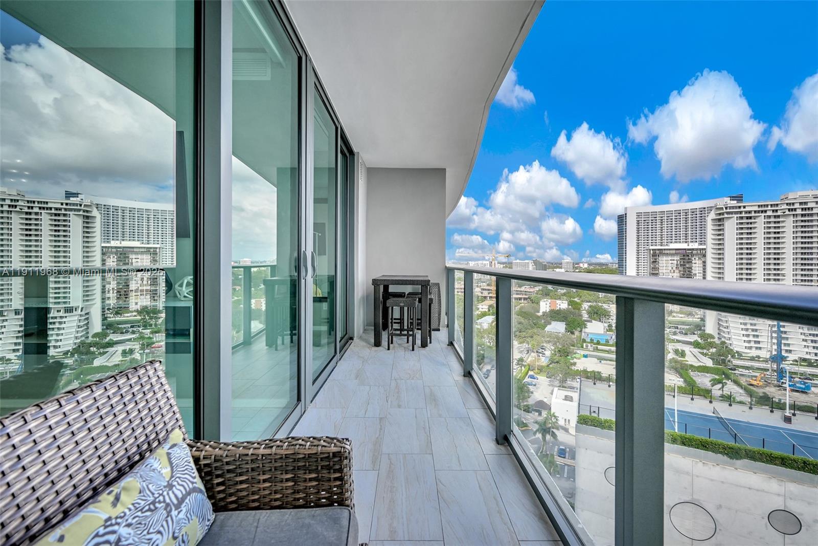 PARAISO BAYVIEWS CONDO - Residential Lease