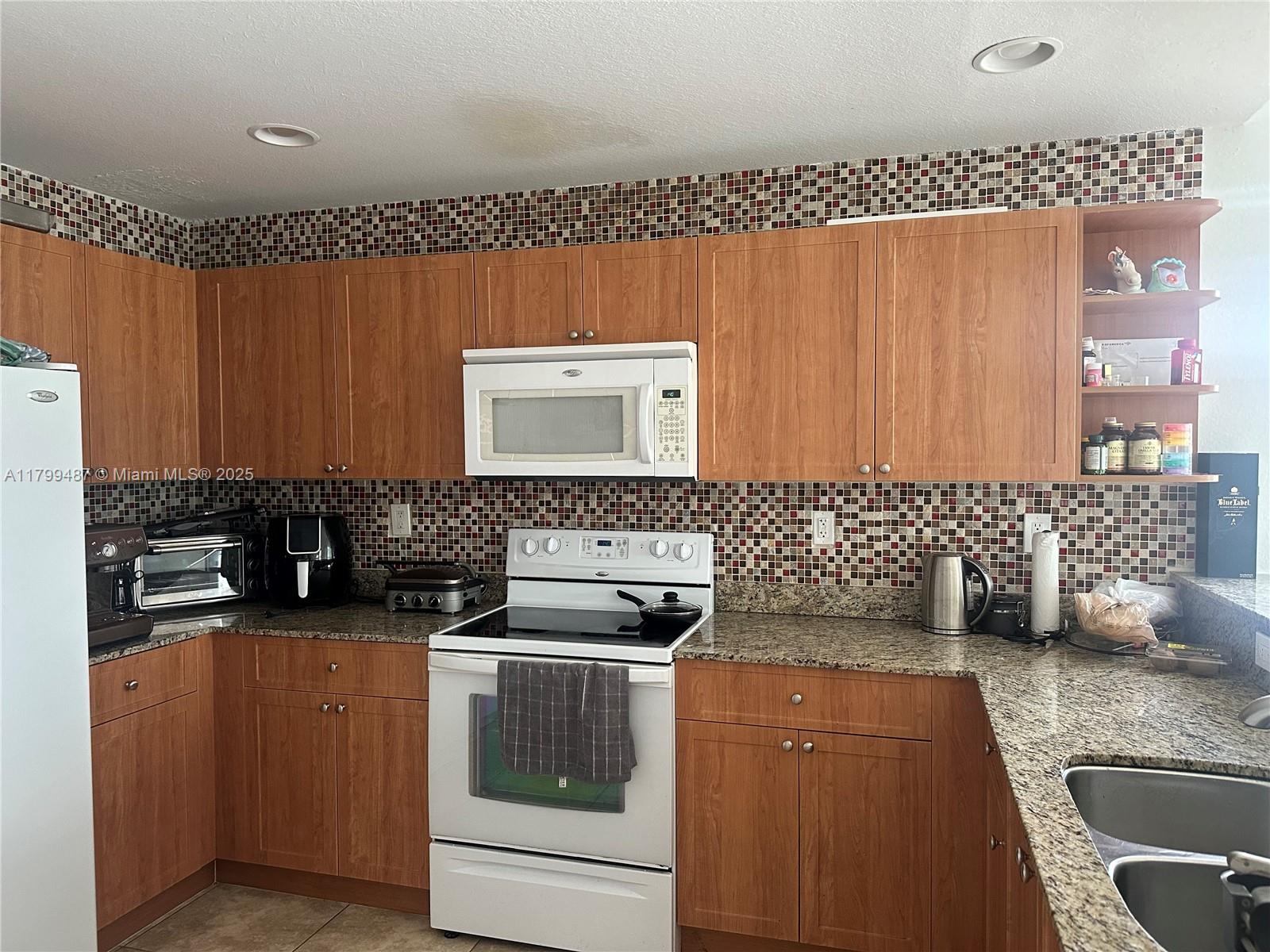 8999 NW 107th Ct 202-1