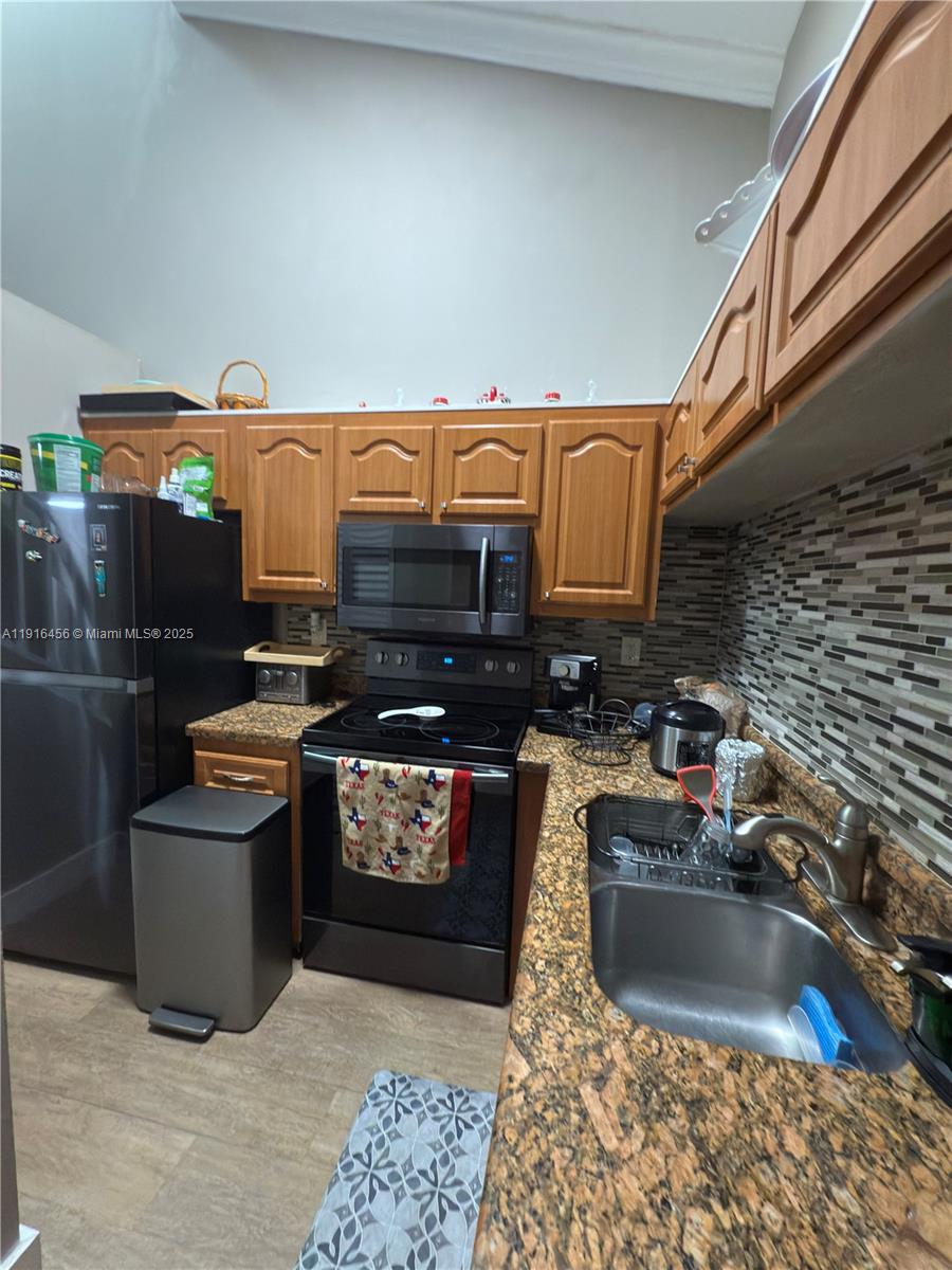 13959 SW 91st Ter 13959