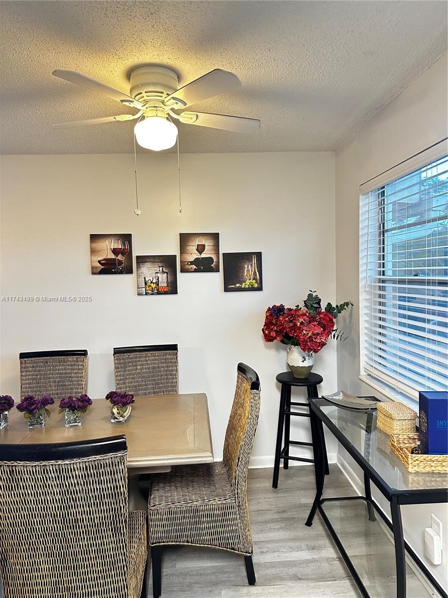 CAMBRIDGE CONDO - Residential