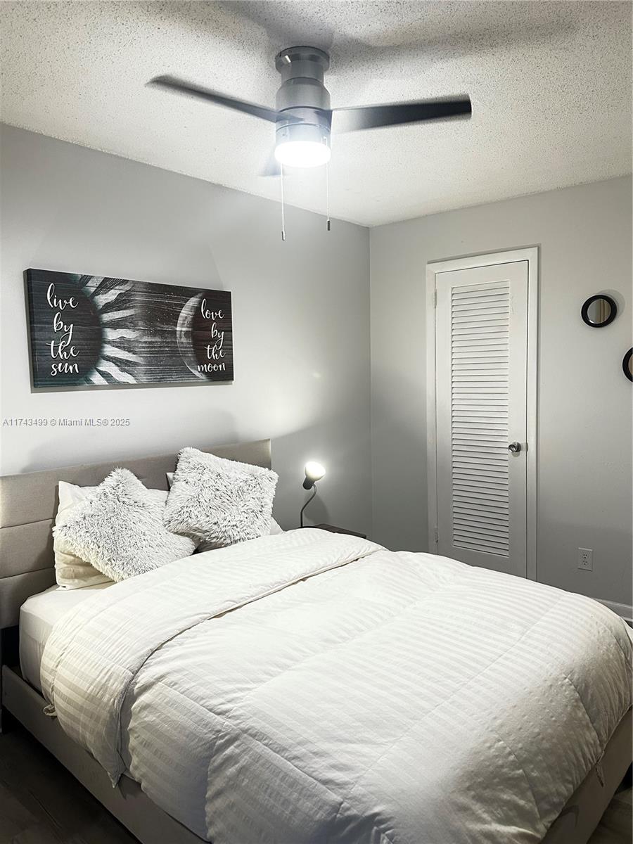 CAMBRIDGE CONDO - Residential