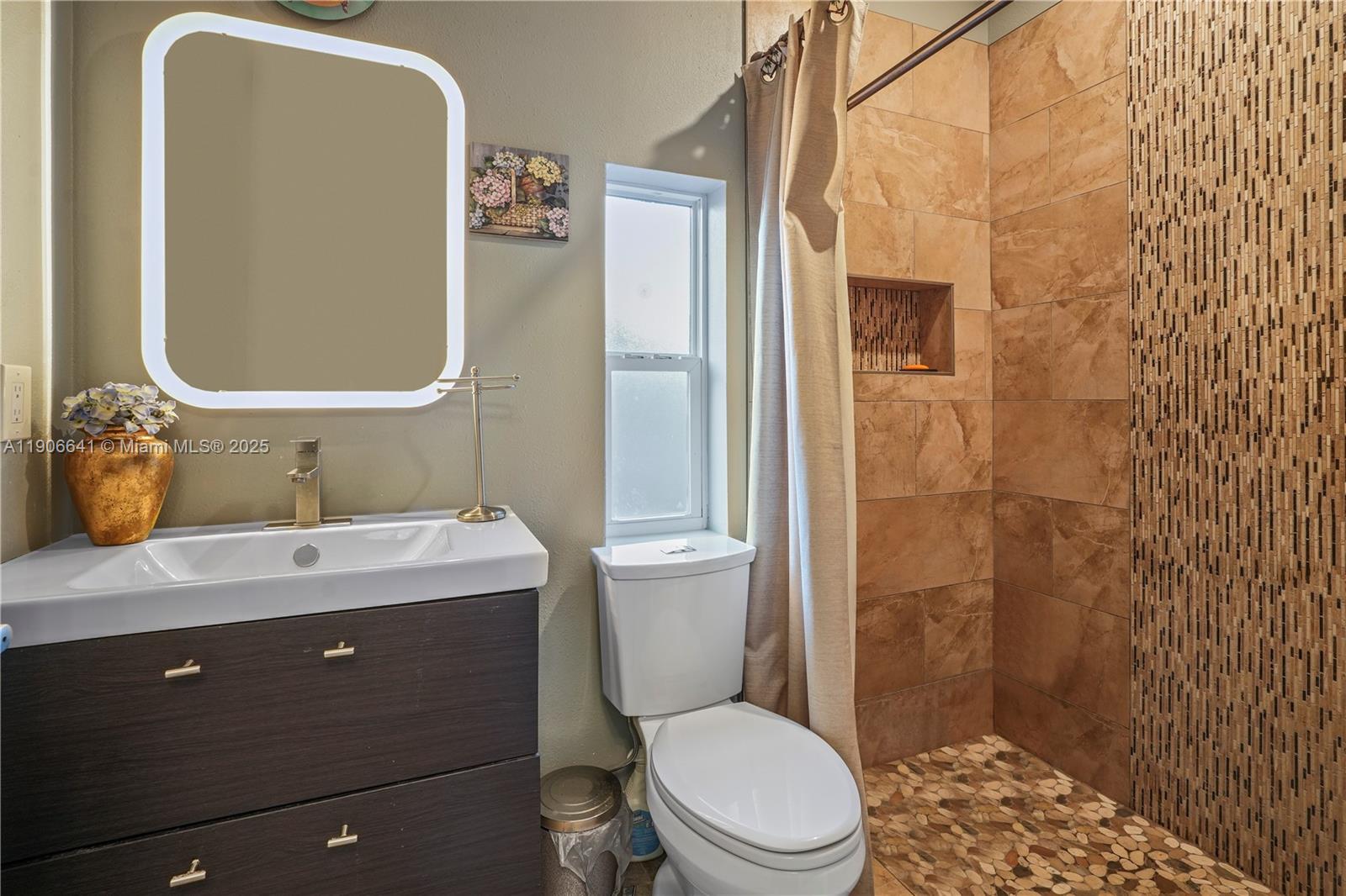 LAKE SEBRING AREA EAST - Residential