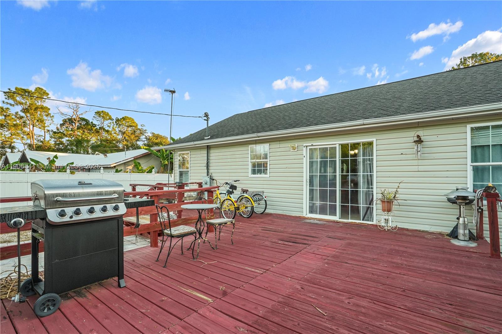 LAKE SEBRING AREA EAST - Residential