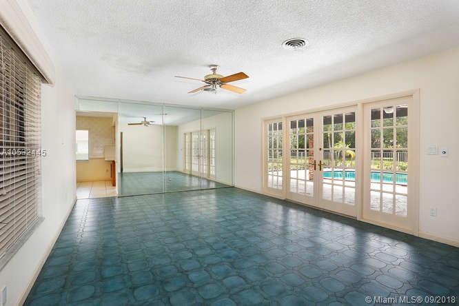 SUNSET VISTAS - Residential