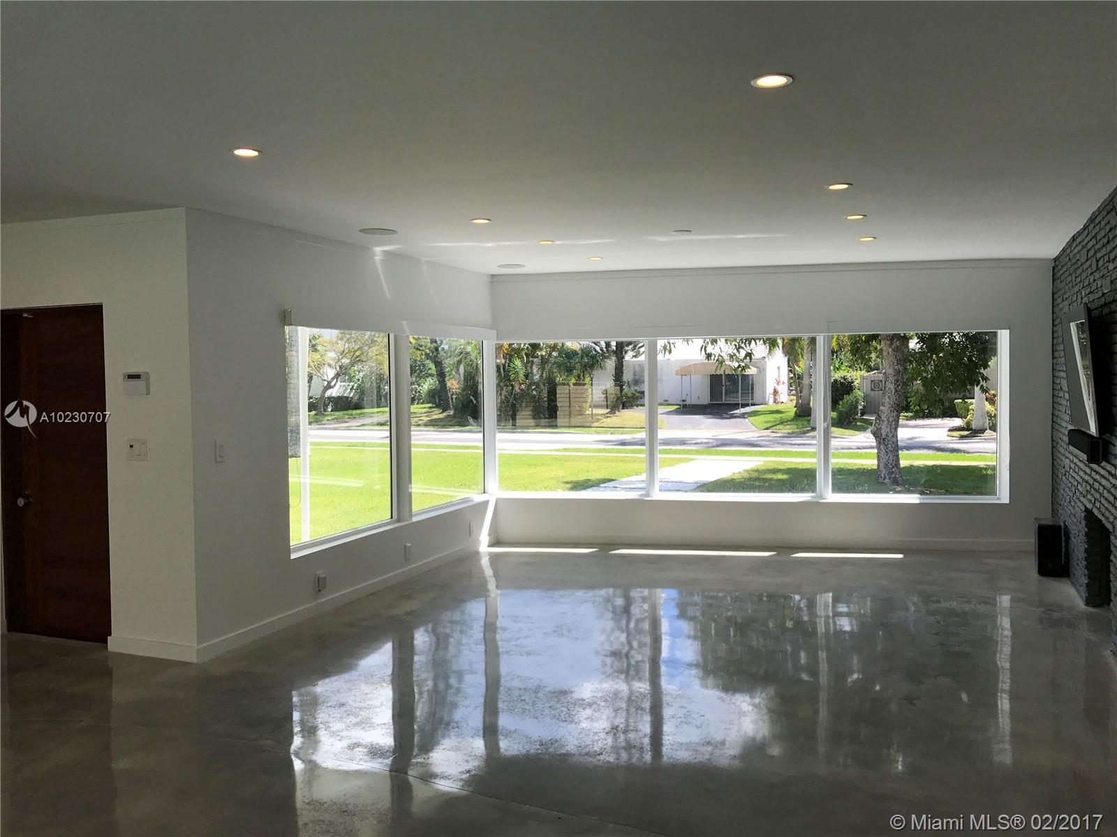 HOLLYWOOD LAKES SEC - Residential Lease