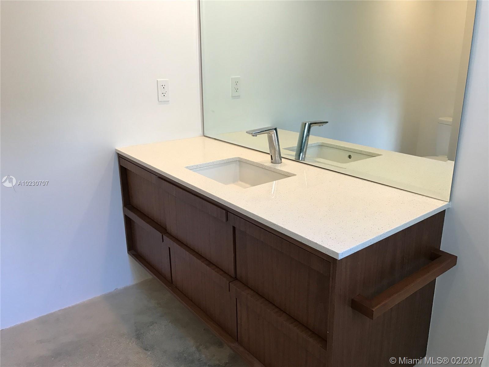 HOLLYWOOD LAKES SEC - Residential Lease