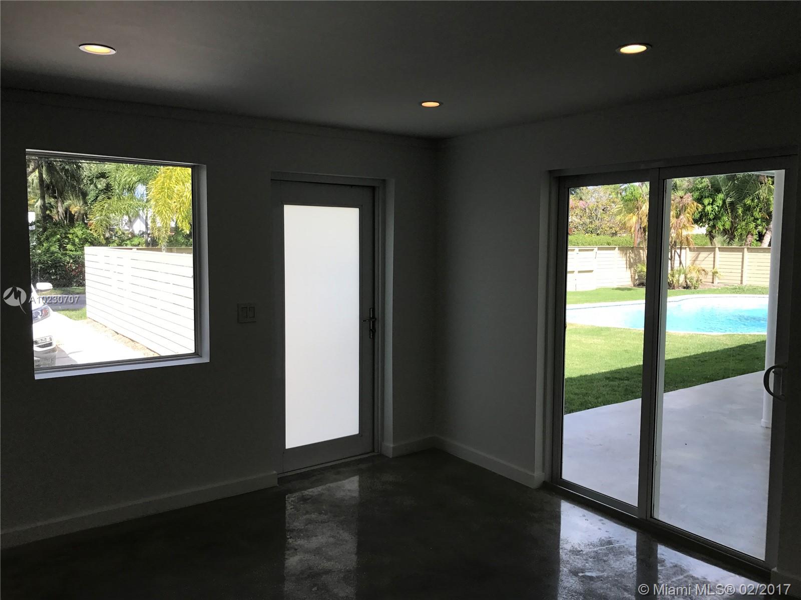 HOLLYWOOD LAKES SEC - Residential Lease