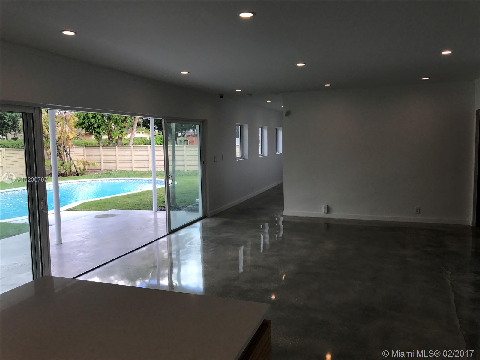 HOLLYWOOD LAKES SEC - Residential Lease