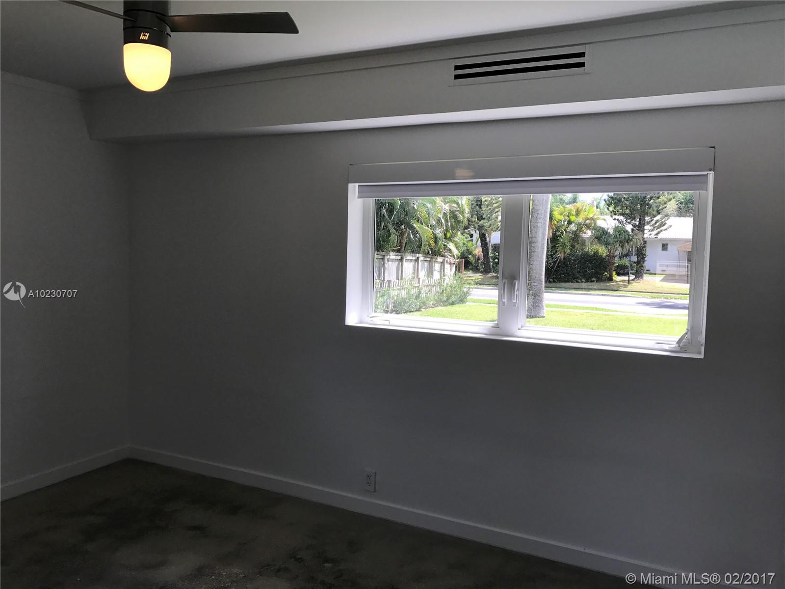 HOLLYWOOD LAKES SEC - Residential Lease