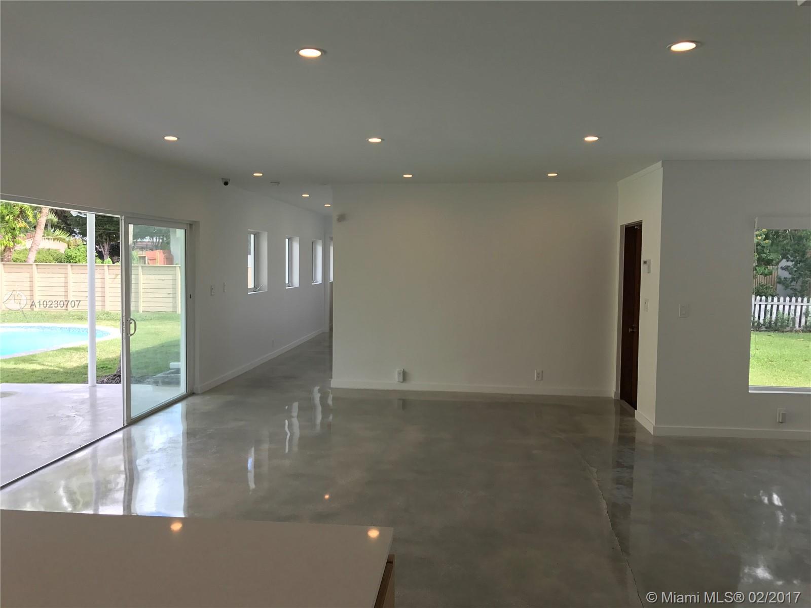 HOLLYWOOD LAKES SEC - Residential Lease