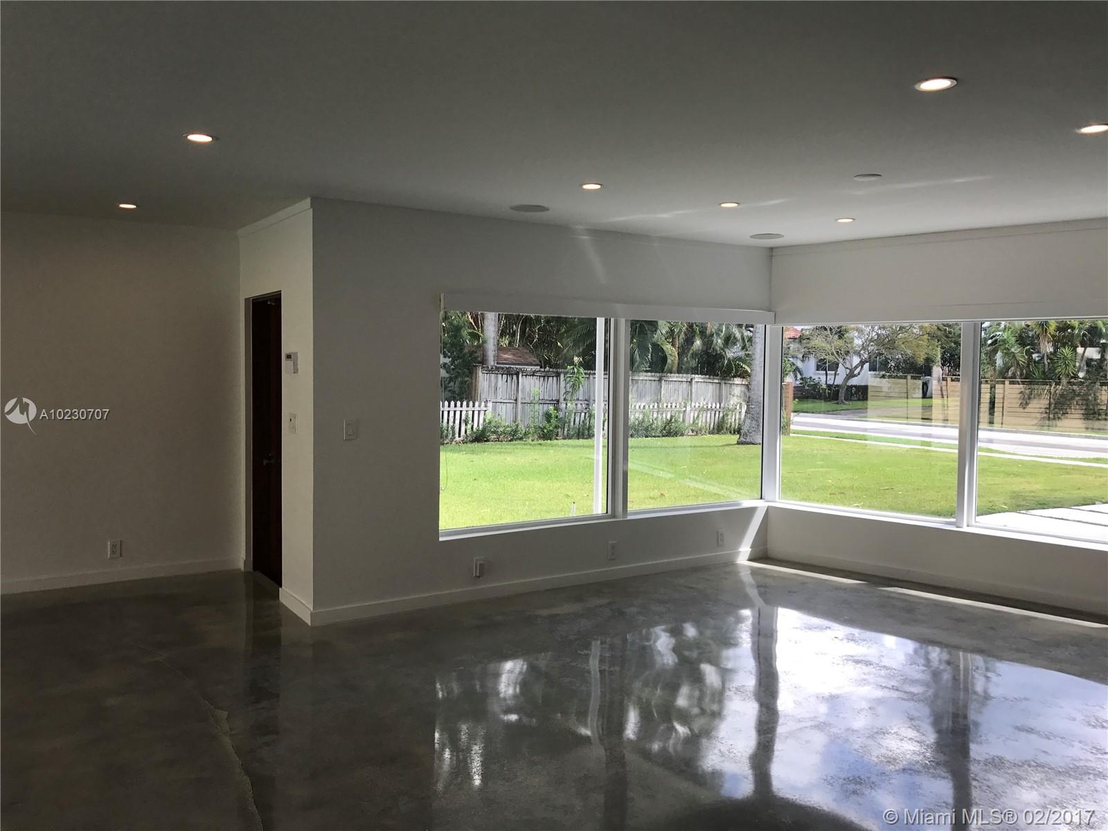 HOLLYWOOD LAKES SEC - Residential Lease