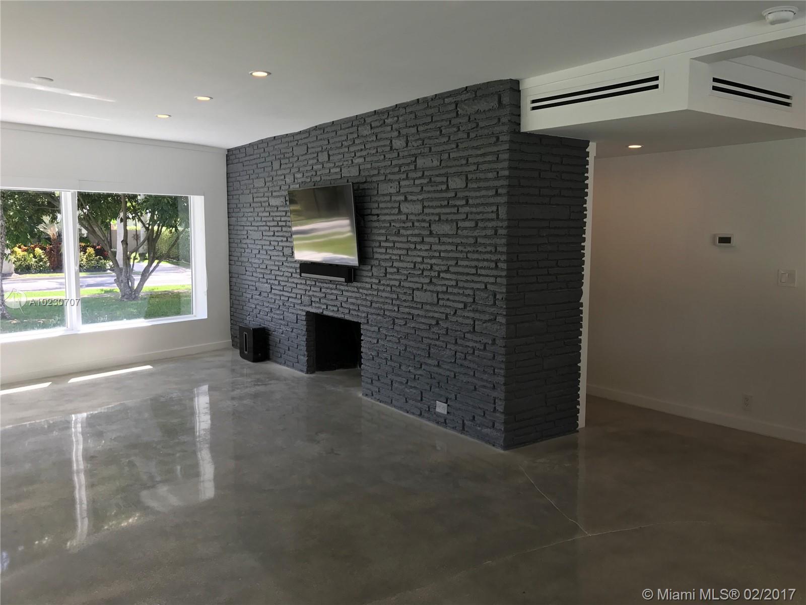 HOLLYWOOD LAKES SEC - Residential Lease