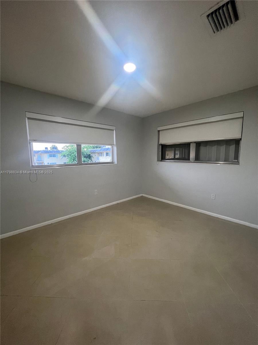 VILLAGE AT DADELAND CONDO - Residential