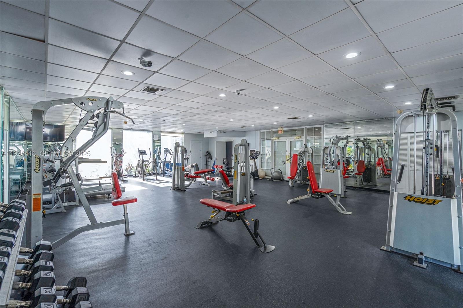 THE BEACH CLUB FONTAINEBL - Residential