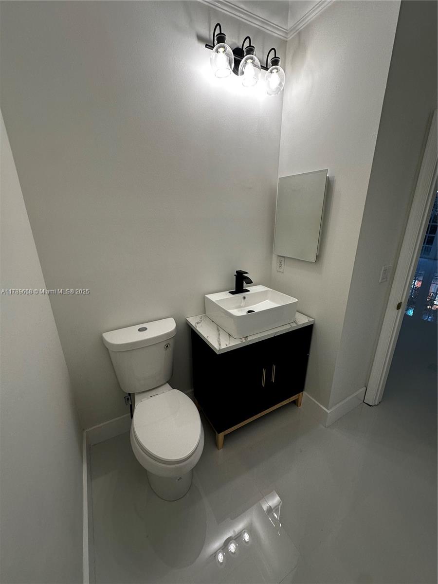 OLYMPIA 2 - Residential Lease