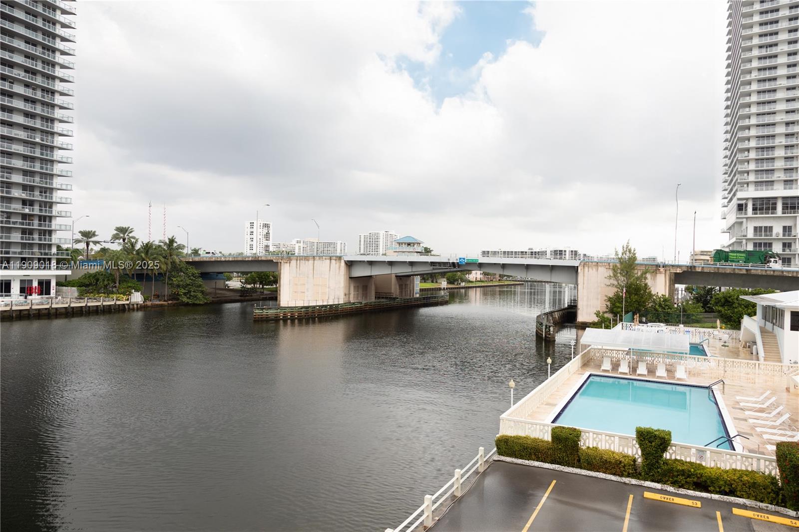 IMPERIAL TOWERS CONDO - Residential