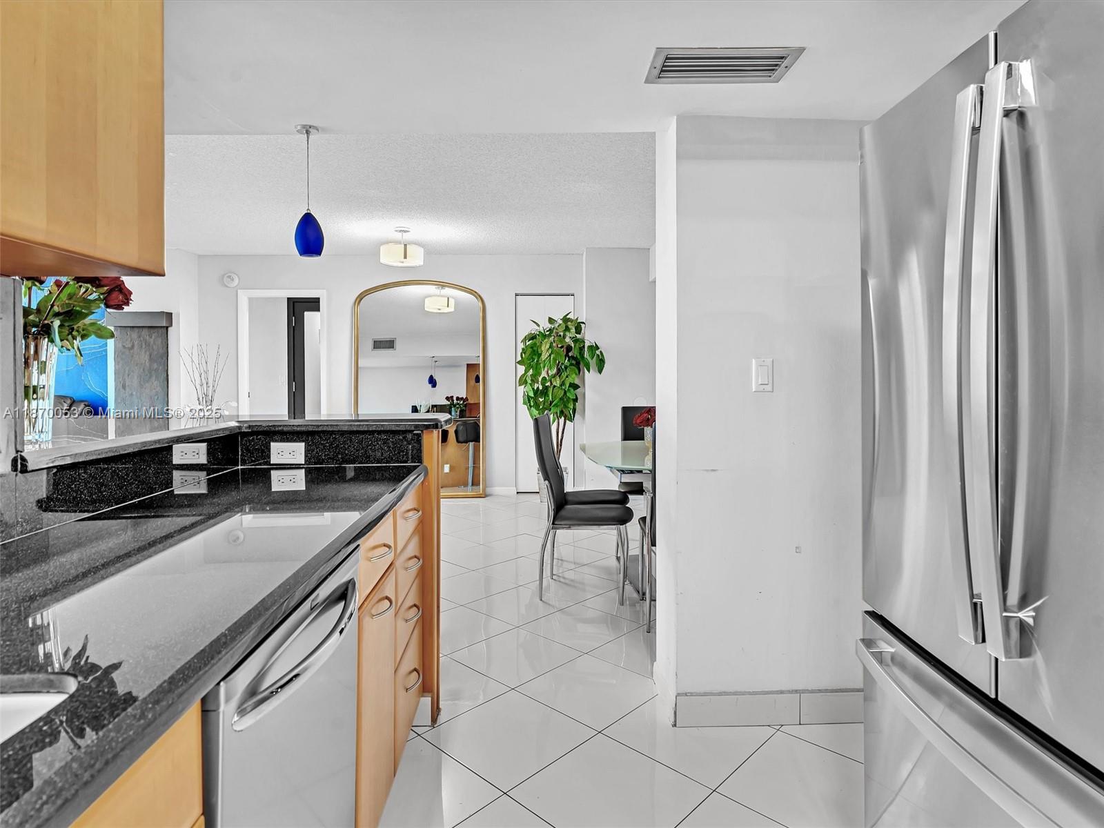 ALLINGTON TOWERS NORTH CO - Residential