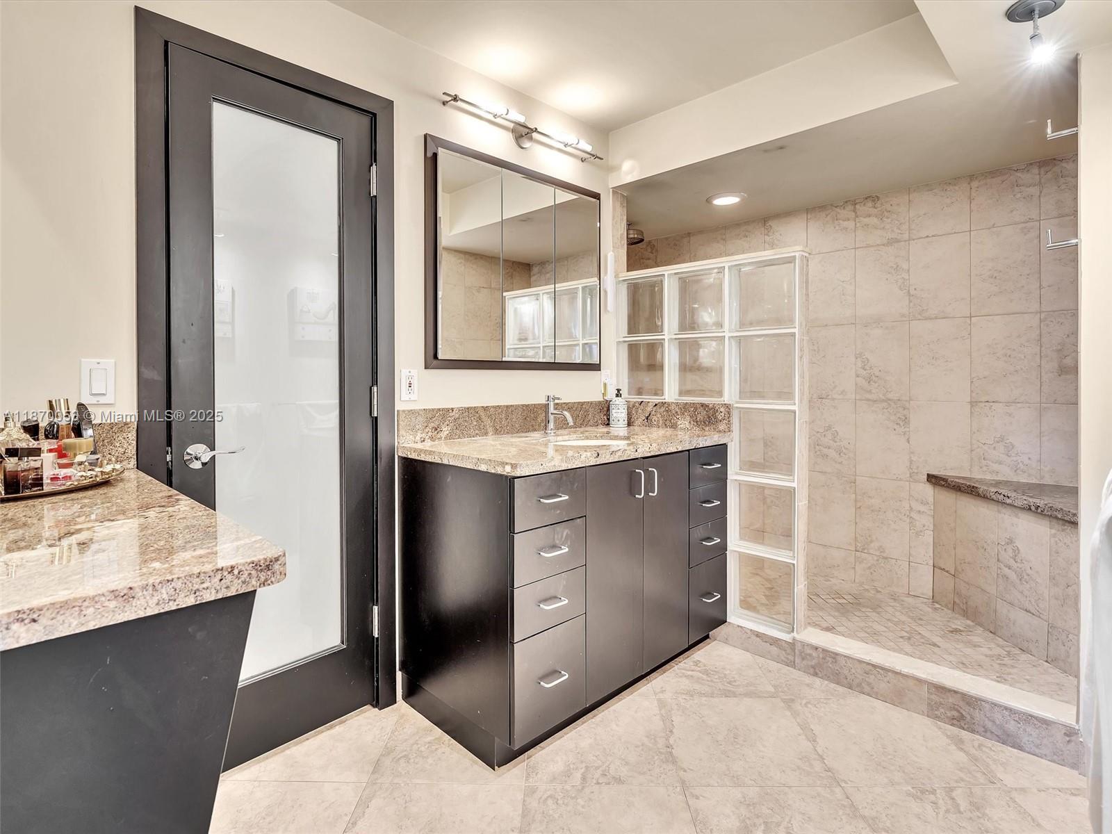 ALLINGTON TOWERS NORTH CO - Residential