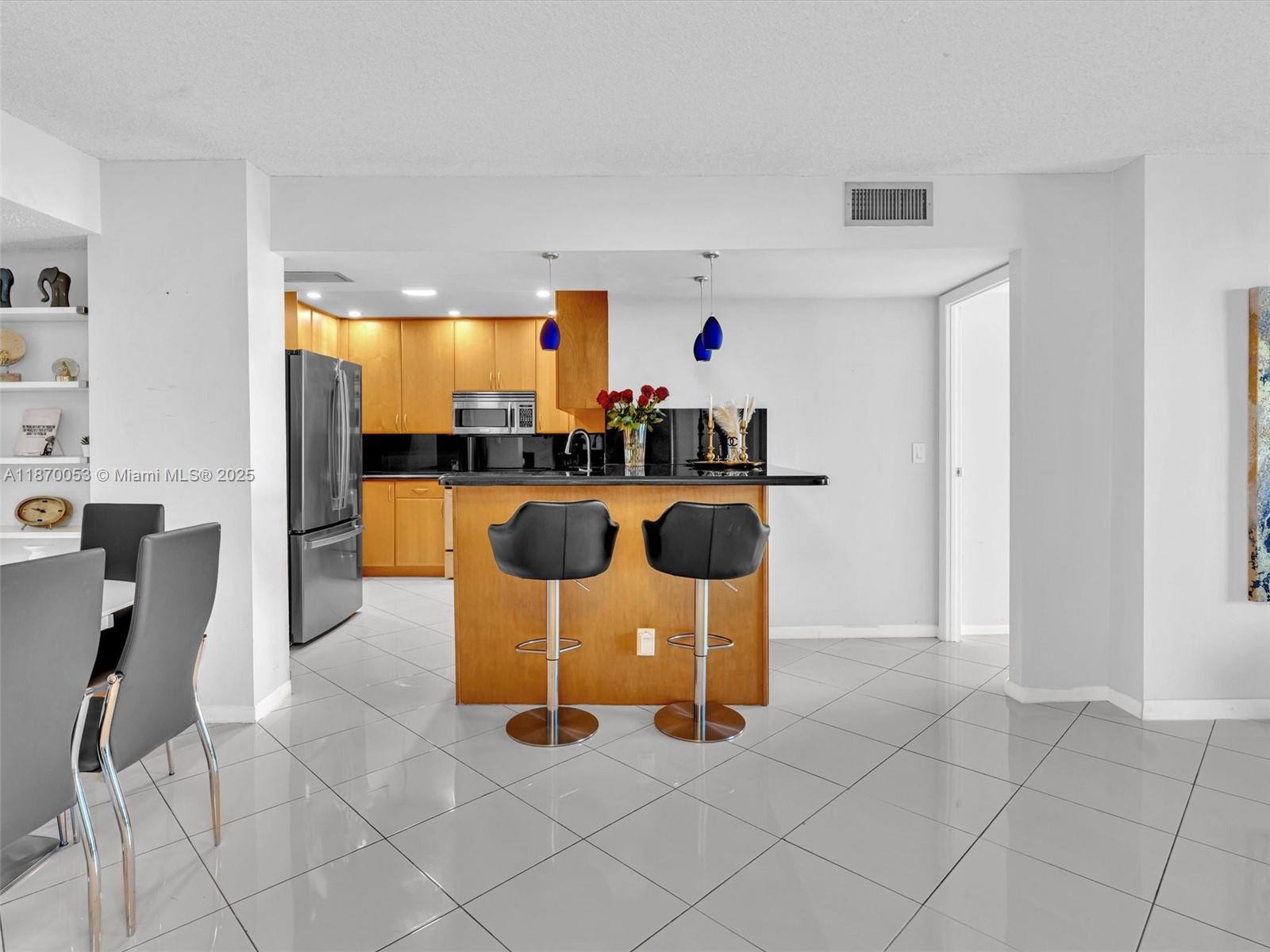 ALLINGTON TOWERS NORTH CO - Residential