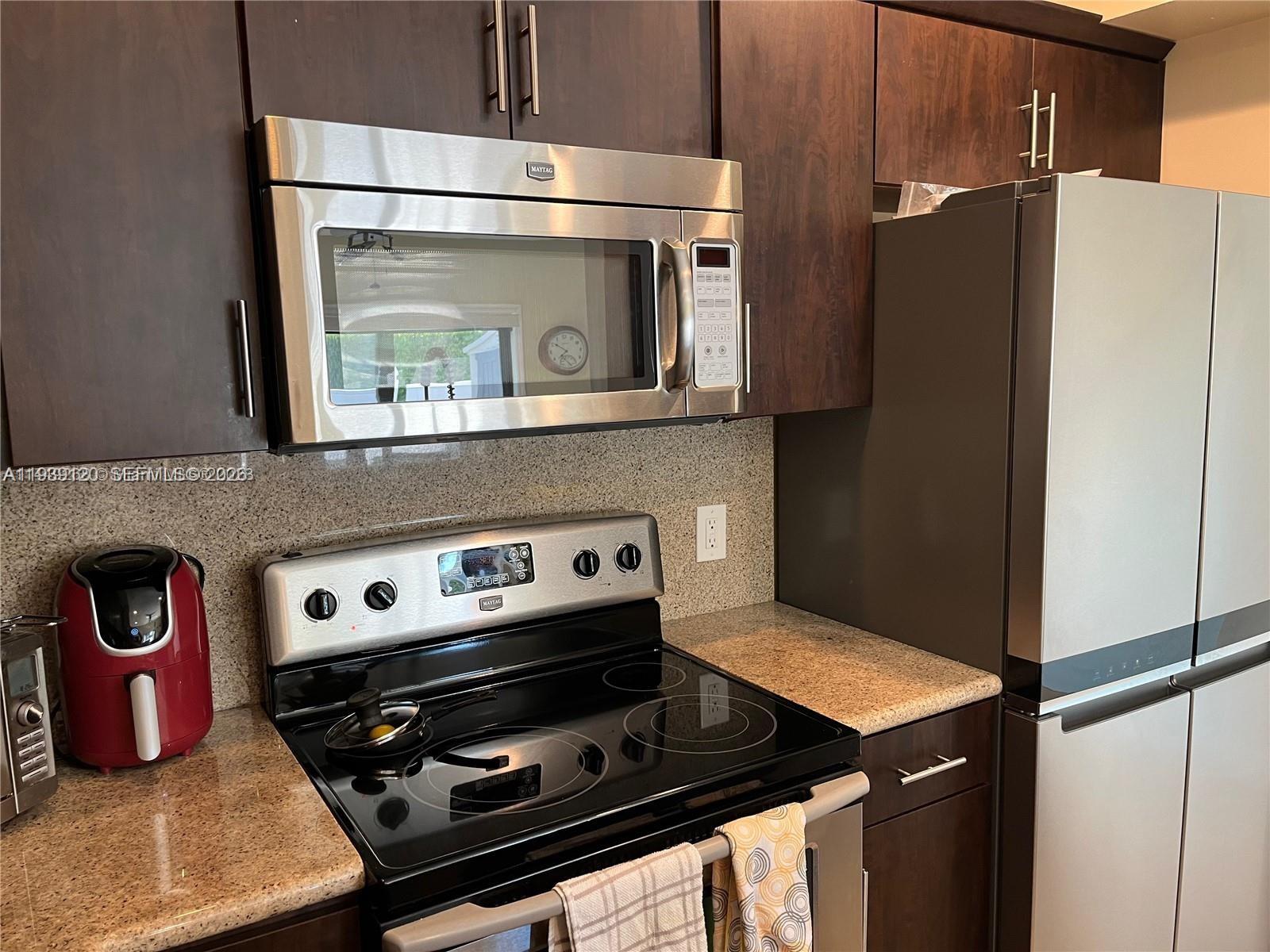 MILLER SIXTY-SEVEN TOWNHO - Residential