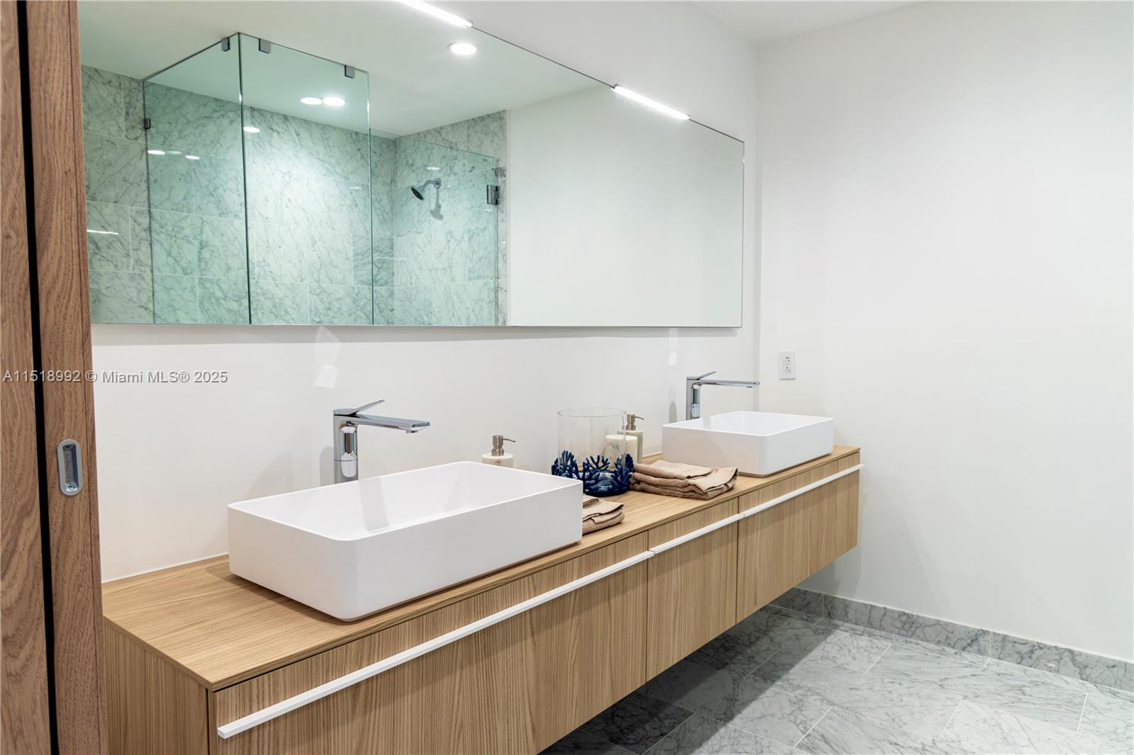 Onda Residences - Residential