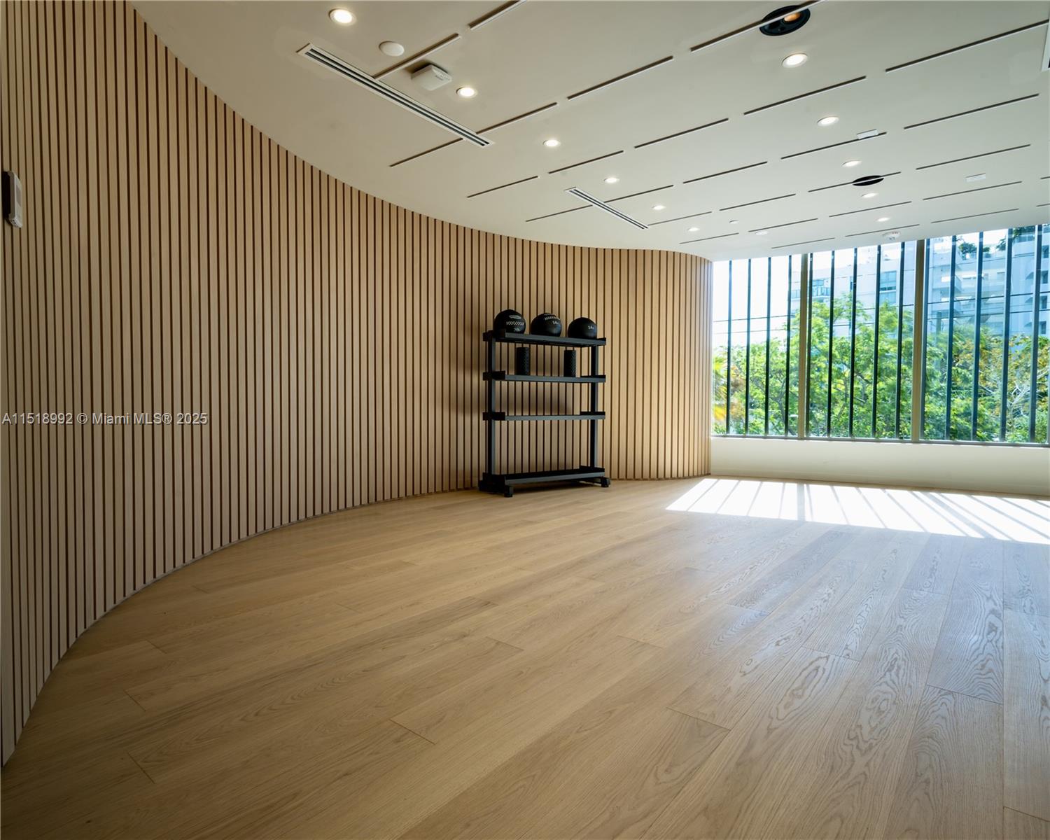 Onda Residences - Residential