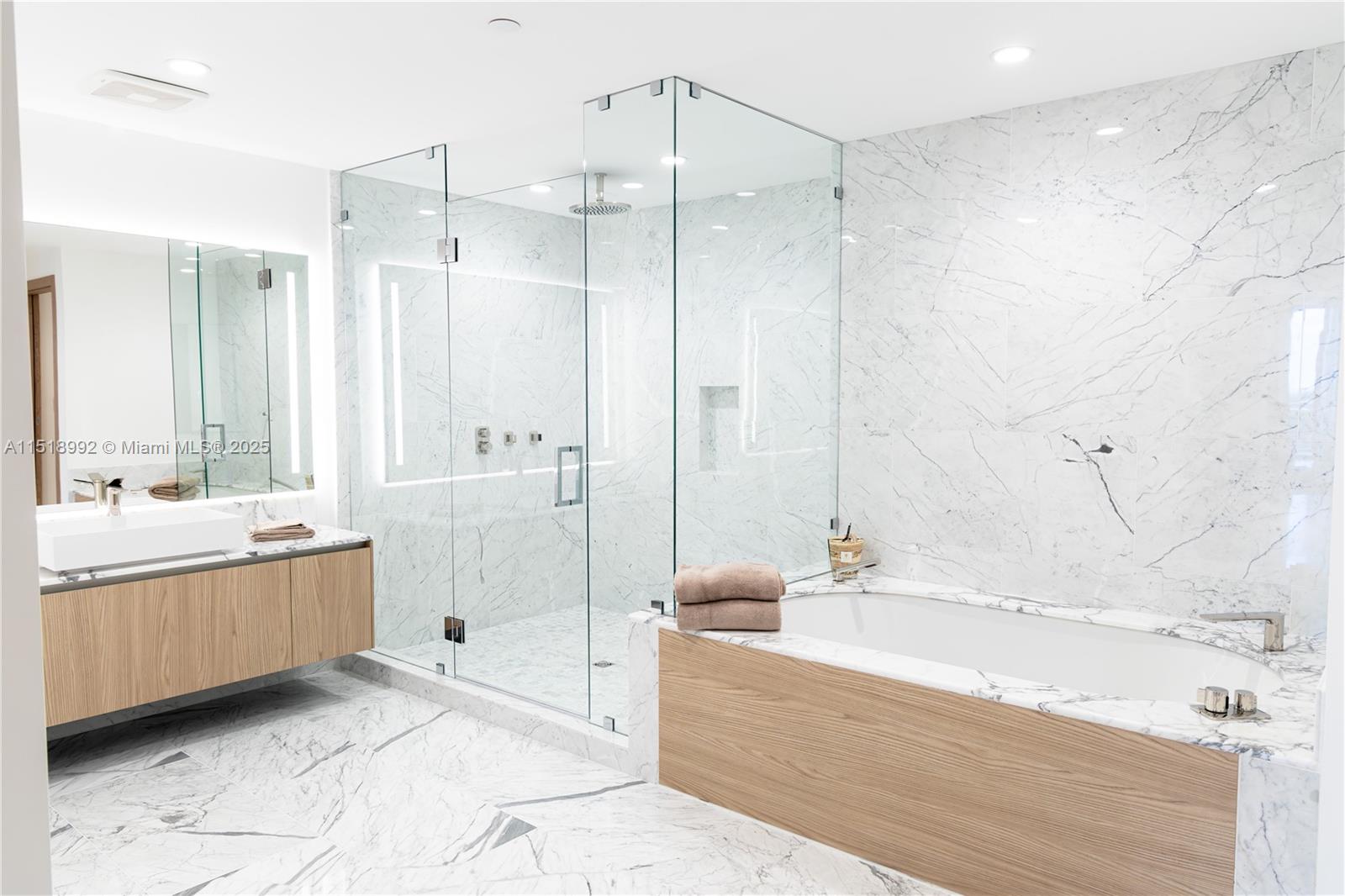 Onda Residences - Residential