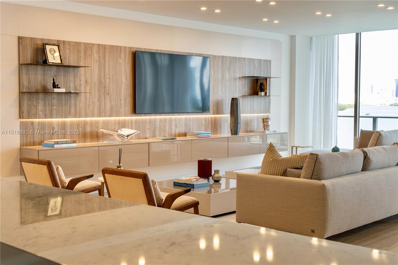Onda Residences - Residential