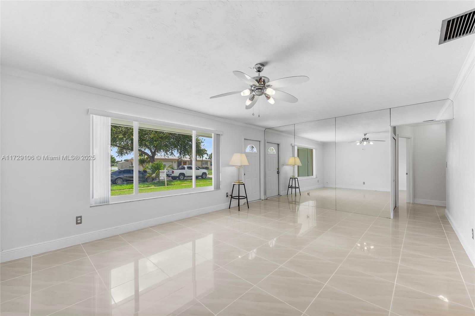 PASADENA LAKES - Residential