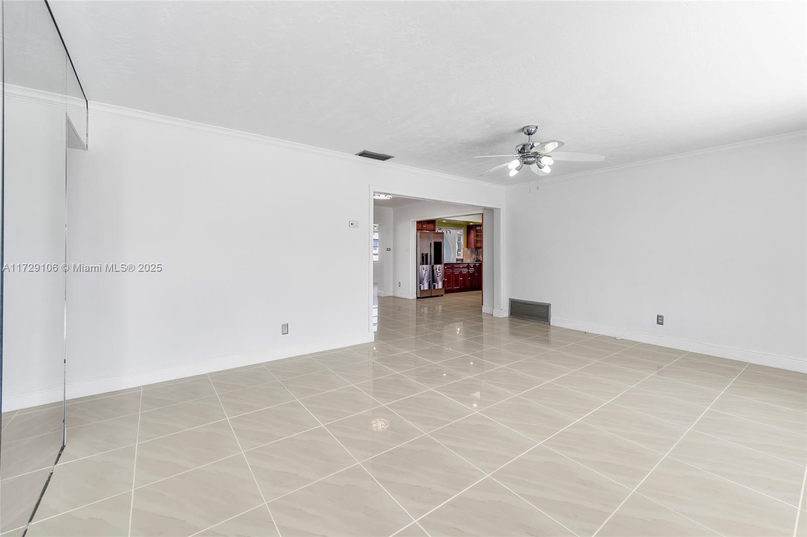 PASADENA LAKES - Residential