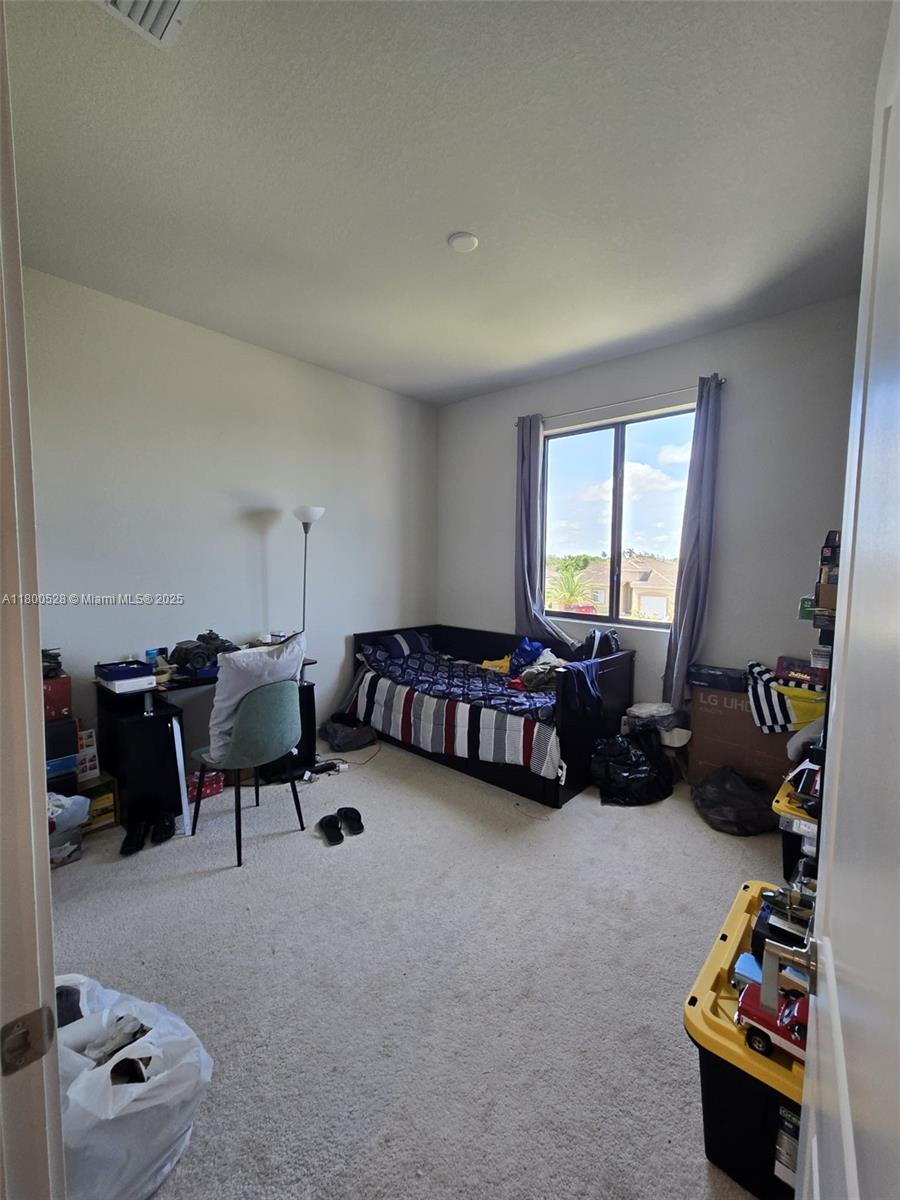 MC RESIDENTIAL - Residential