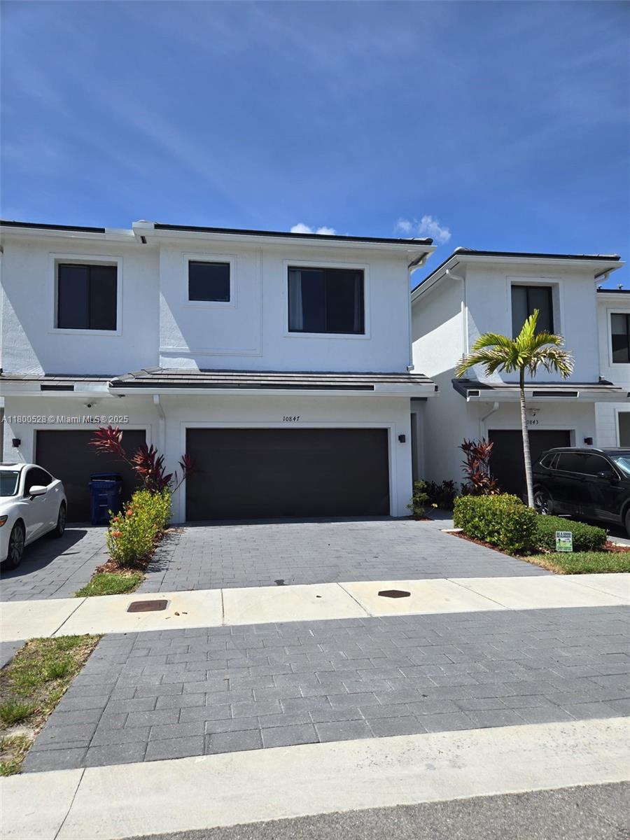 10847 SW 232nd Ter