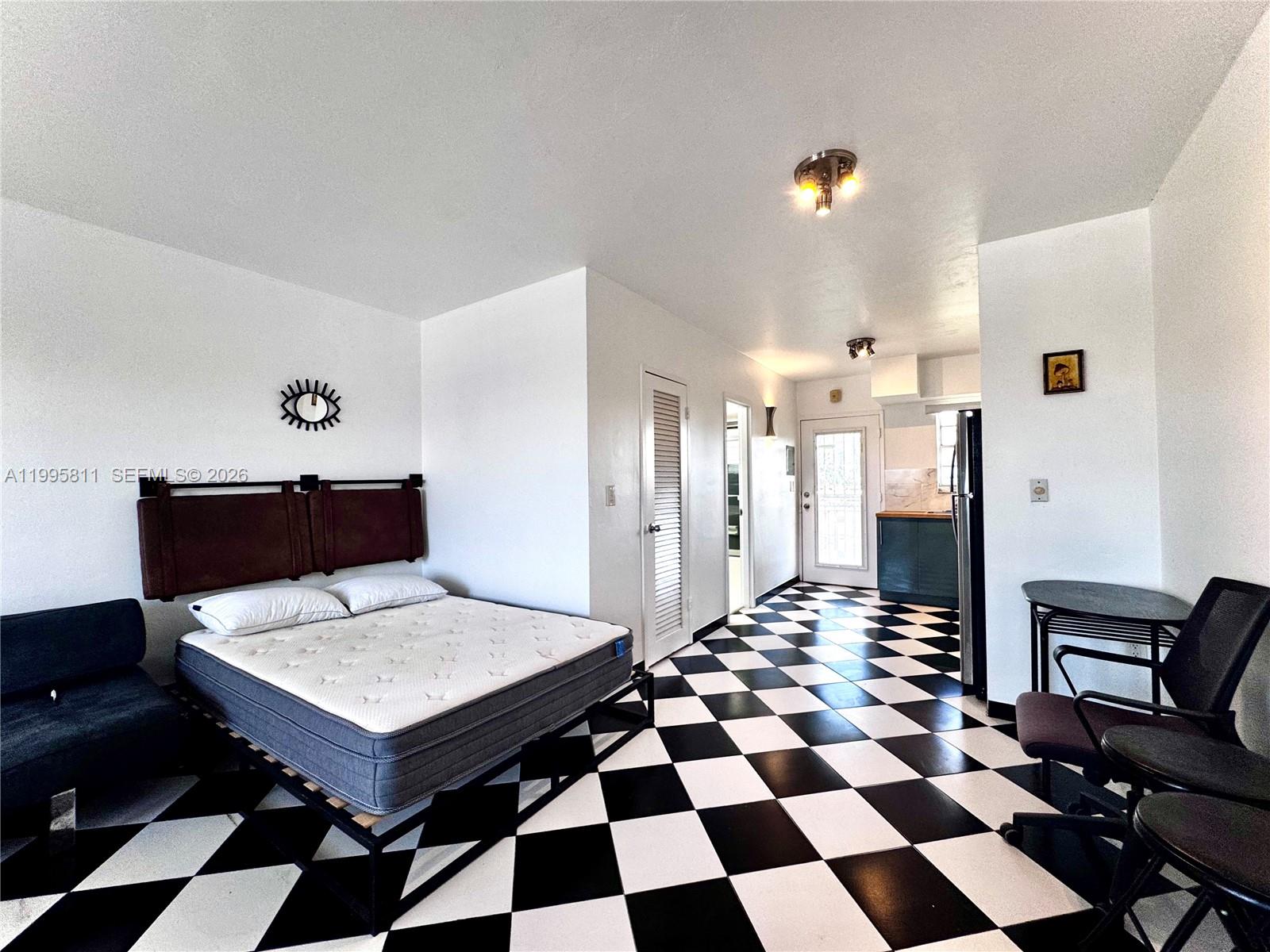 MERIDIAN MANOR CONDO - Residential Lease