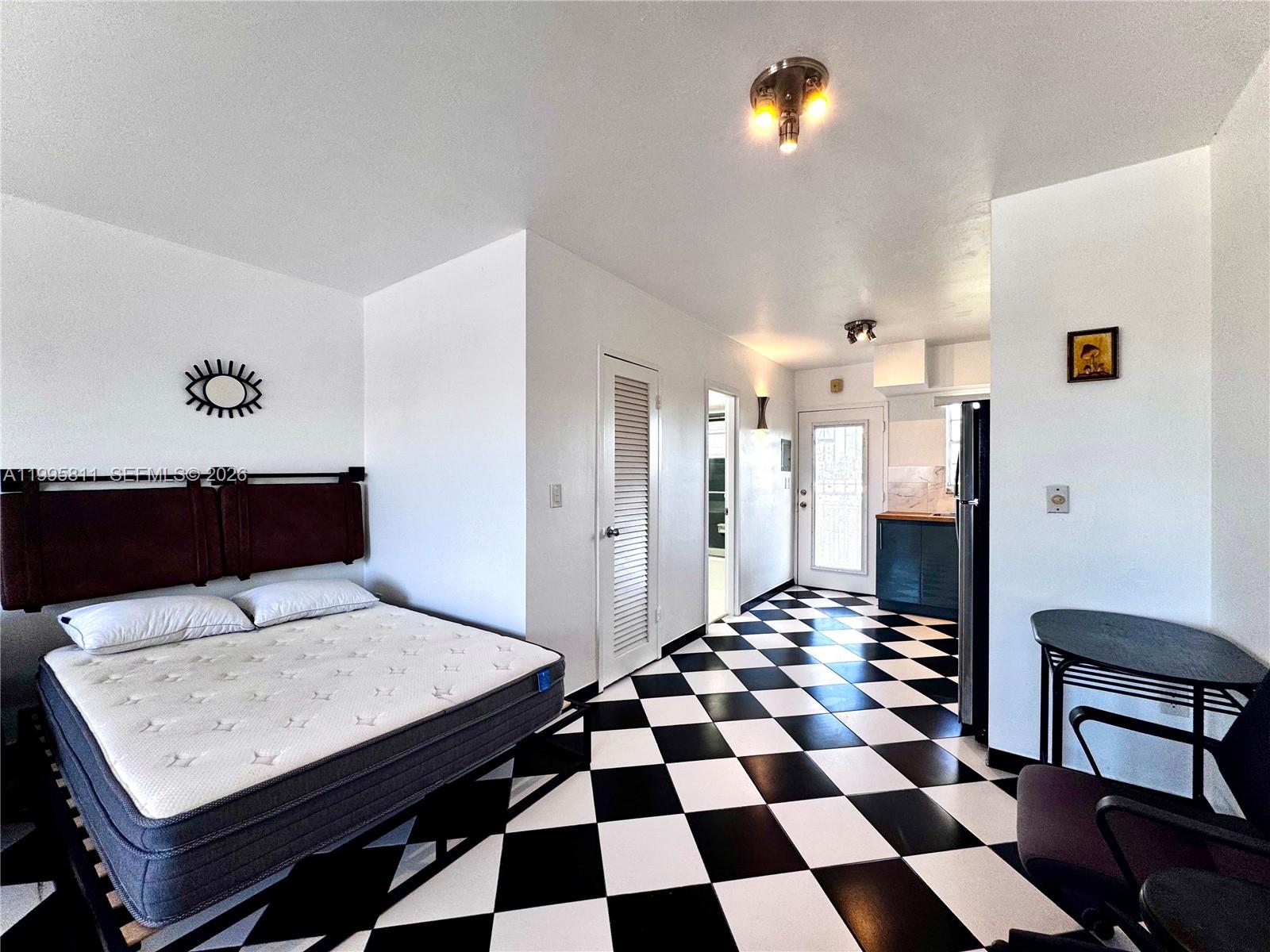 MERIDIAN MANOR CONDO - Residential Lease