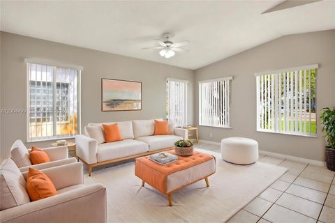 Tiny photo for 1414 E Harmony Lake Cir, Davie, FL 33324 (MLS # A12004499)