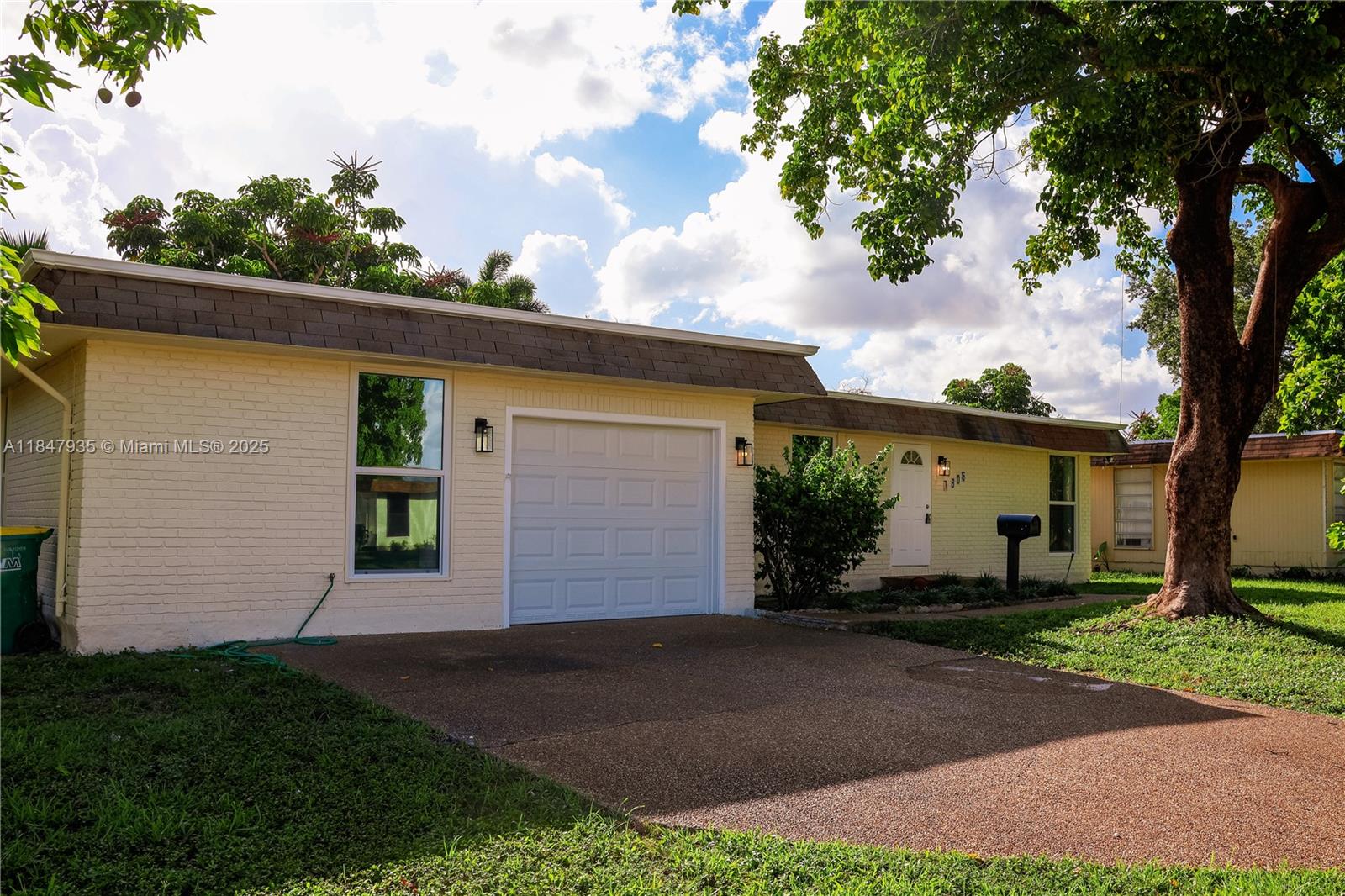 Beautifully renovated, move-in ready 3 bedroom, 2 bathroom home with 1 car garage situated in a family friendly neighborhood. Newly installed hurricane proof windows and doors (energy efficient), brand new tile flooring, large size renovated Florida room that can be used as an additional bedroom or family room. All kitchen appliances including new washer and dryer. Spacious fenced backyard is perfect for relaxing or for family gatherings. Located close to schools, parks and shopping center. Community offers swimming pool, club house, tennis court and playground. No HOA applications required. NO HOA RESTRICTIONS