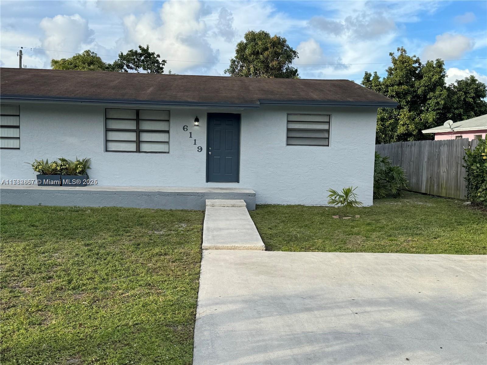 6119 Sw 33rd St 6119, Miramar, Broward County, Florida - 2 Bedrooms  
1 Bathrooms - 
