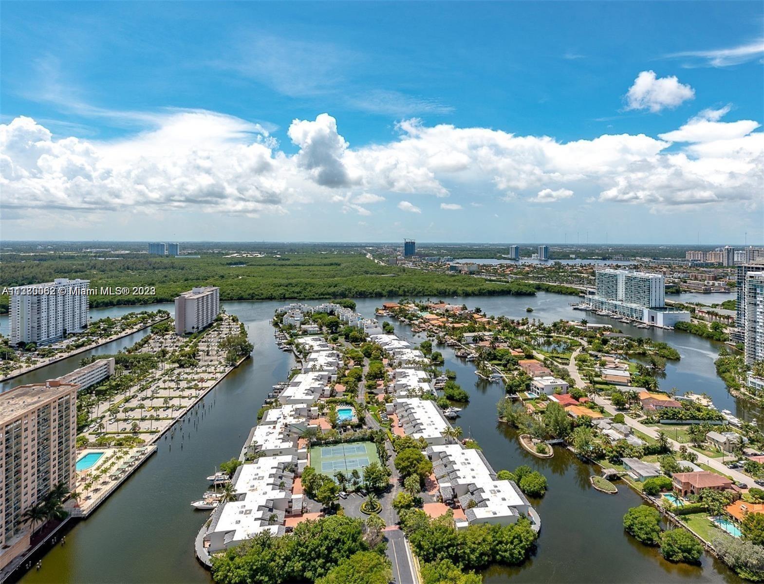 TURNBERRY OCEAN COLONY SO - Residential