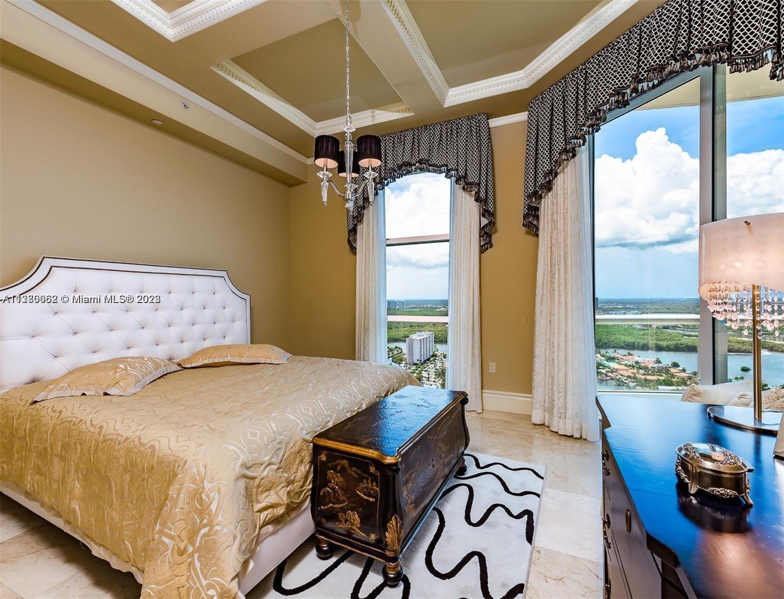 TURNBERRY OCEAN COLONY SO - Residential