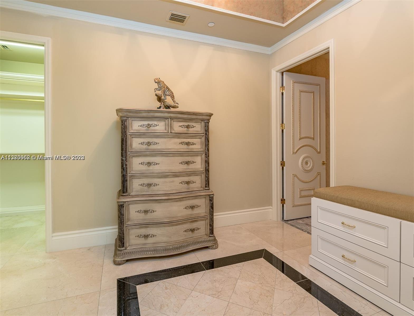 TURNBERRY OCEAN COLONY SO - Residential