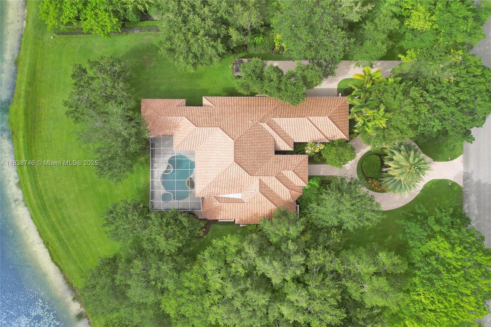 3833 Pine Lake Dr