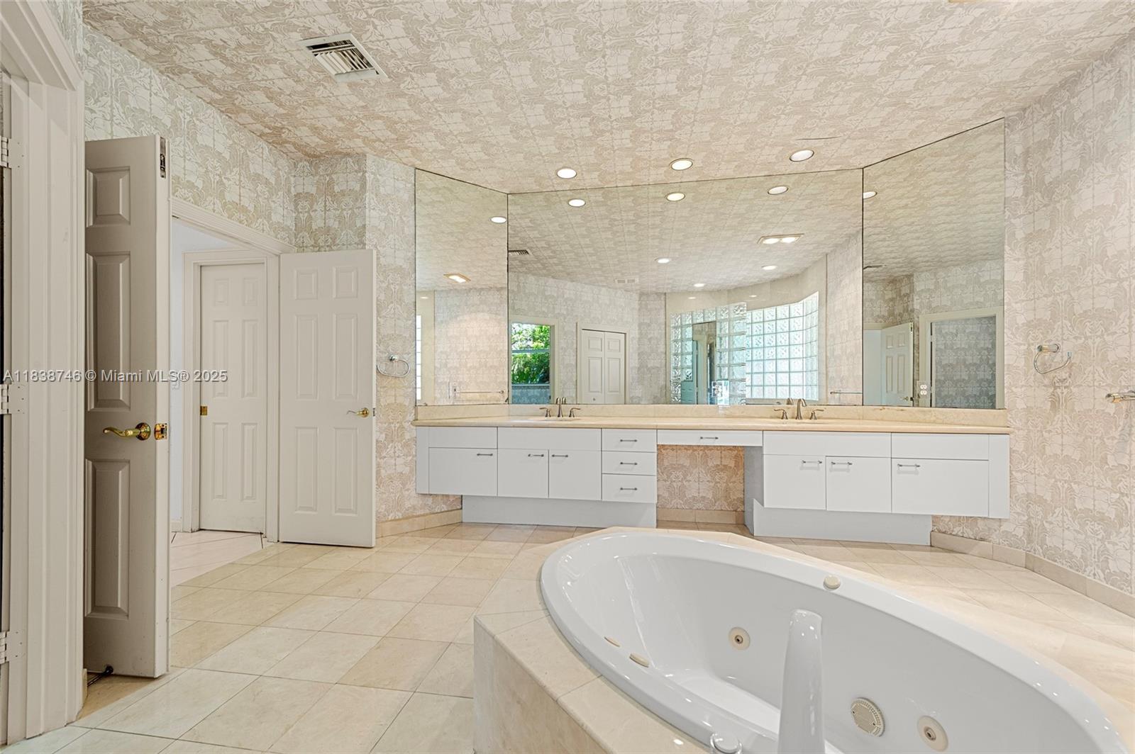 Windmill Lake Estates - Residential