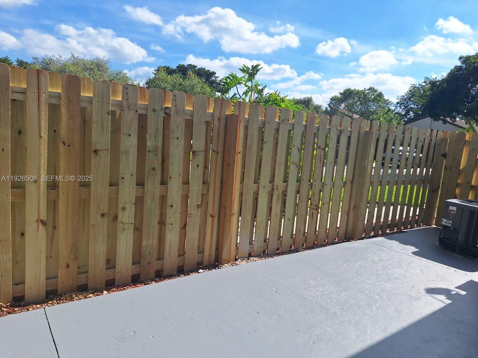 TIMBERWALK II SEC 4 - Residential Lease