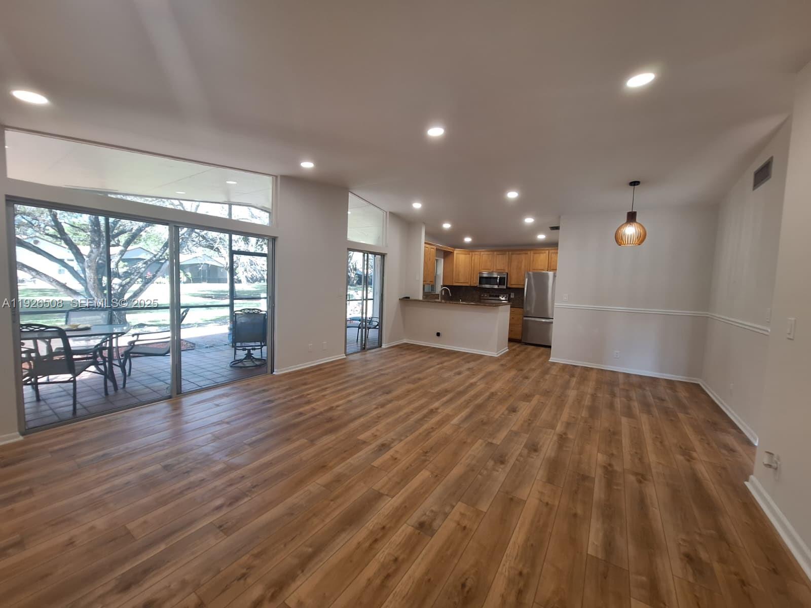 TIMBERWALK II SEC 4 - Residential Lease