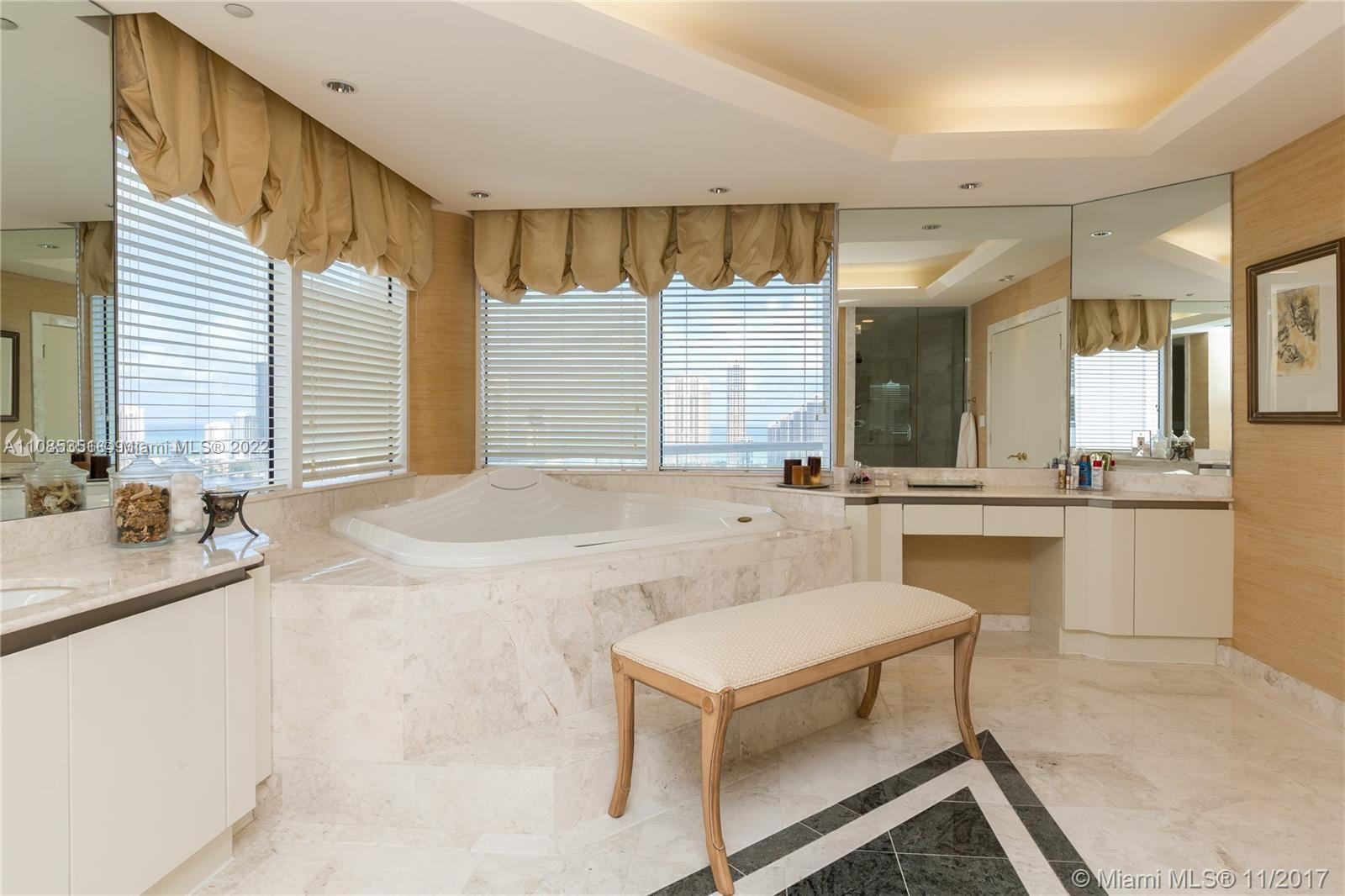 2600 ISL BLVD WILLIAMS IS - Residential