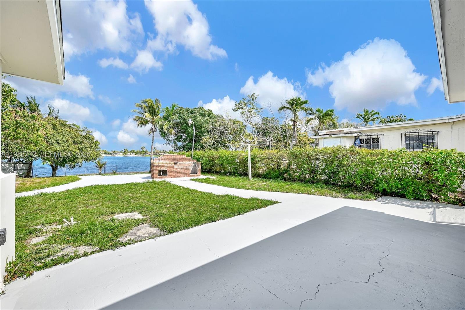 LAKE LAURENCE EST 1ST ADD - Residential