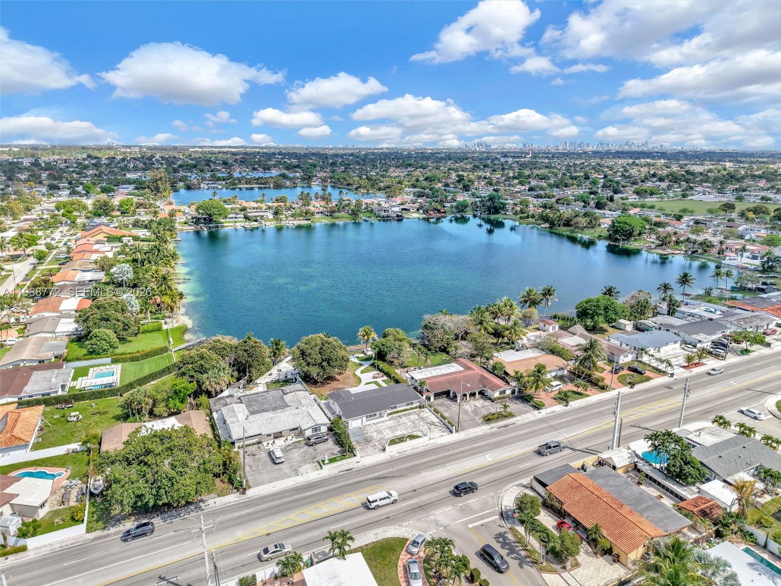 LAKE LAURENCE EST 1ST ADD - Residential