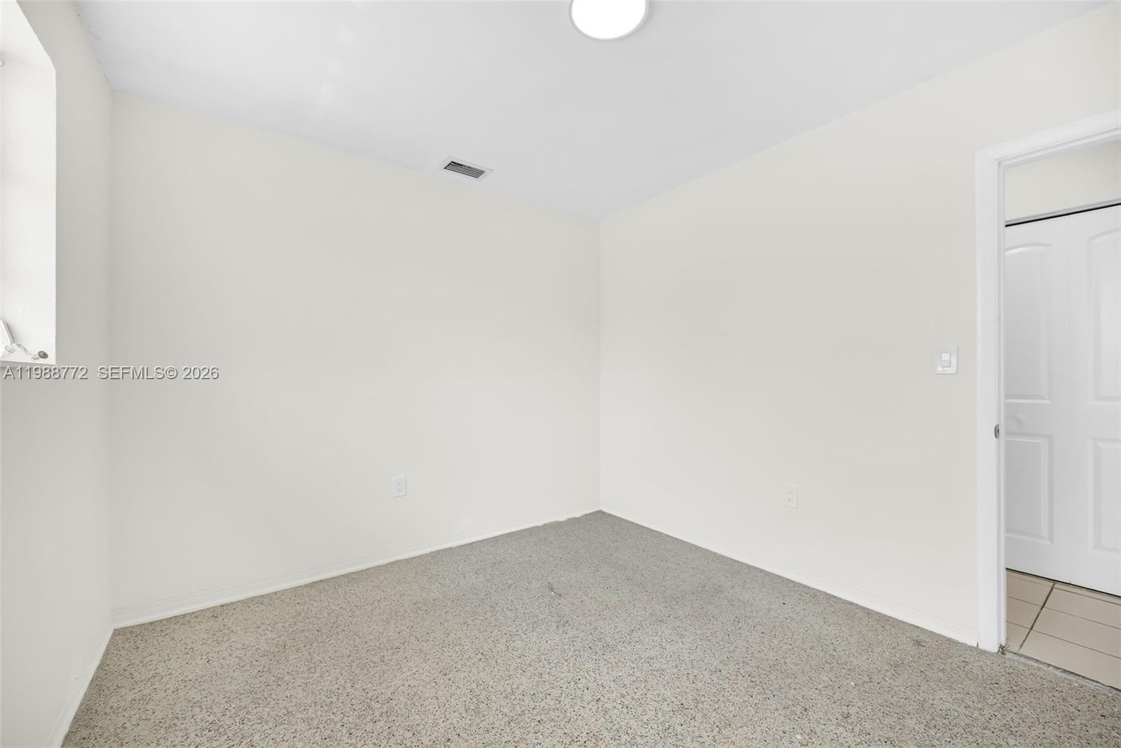 LAKE LAURENCE EST 1ST ADD - Residential