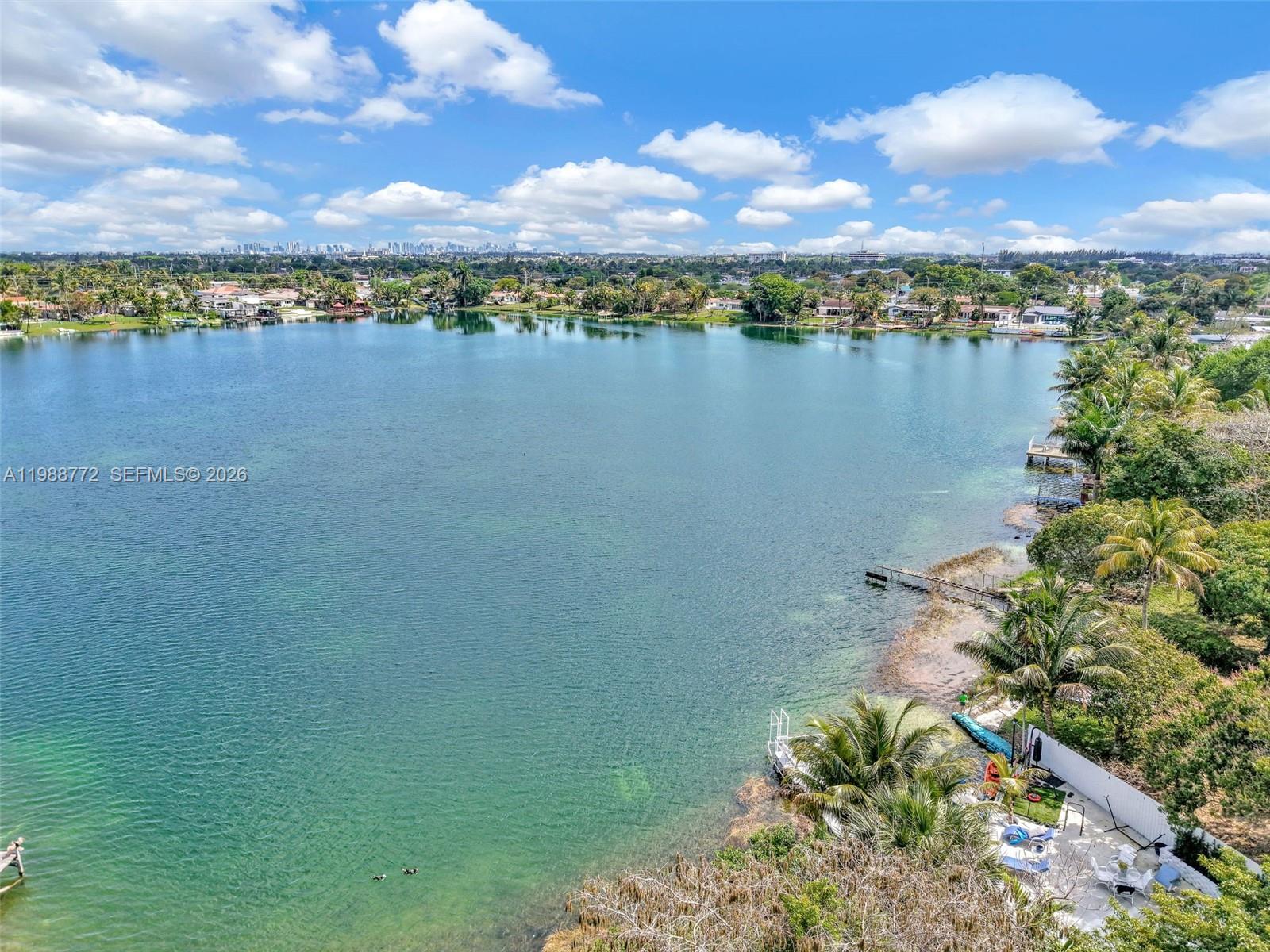 LAKE LAURENCE EST 1ST ADD - Residential